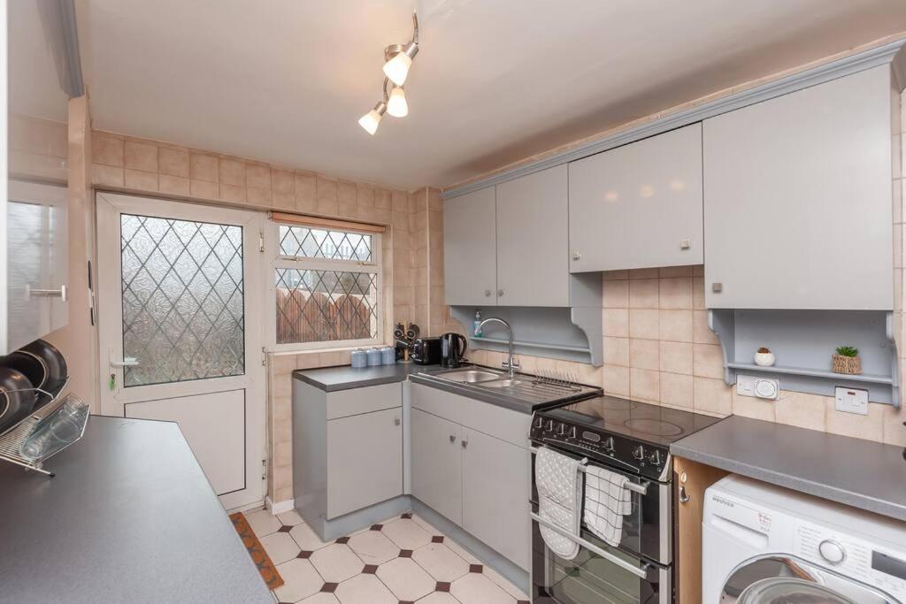 Leed City Centre - Armley Wortley Leeds  Zewnętrze zdjęcie