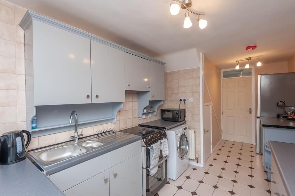 Leed City Centre - Armley Wortley Leeds  Zewnętrze zdjęcie